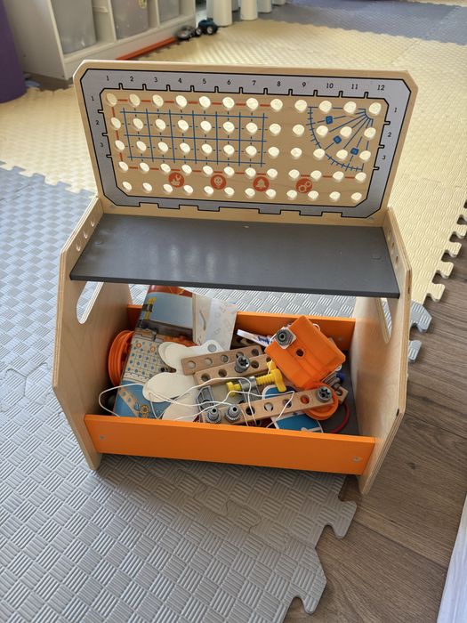Ігровий набір Hape Junior Inventor Науковий верстак настільний