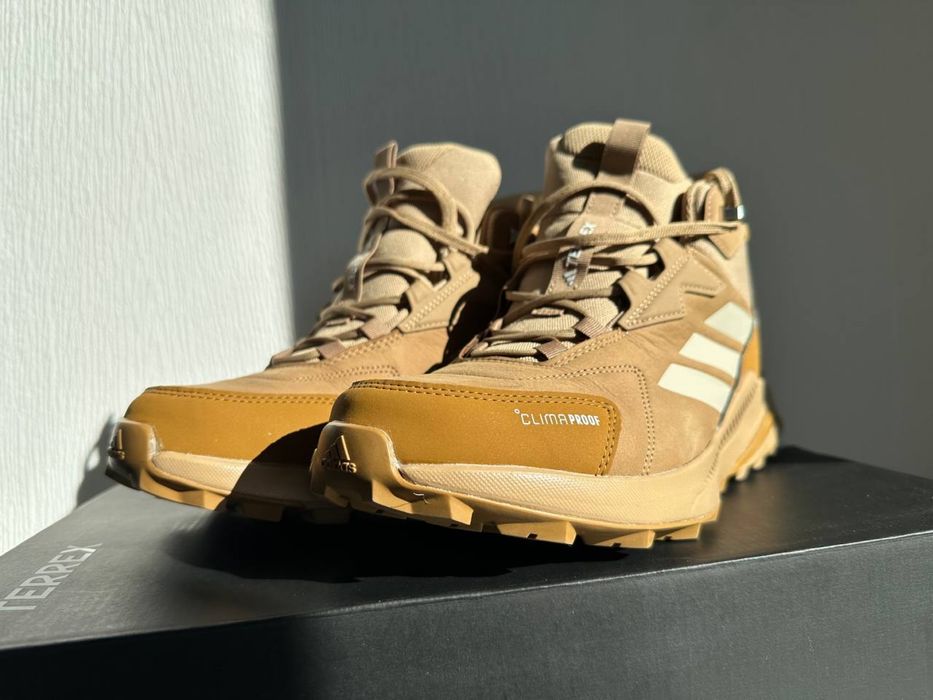 Трекінгові черевики Adidas Terrex Anylander Leather Mid Climaproof Hiking