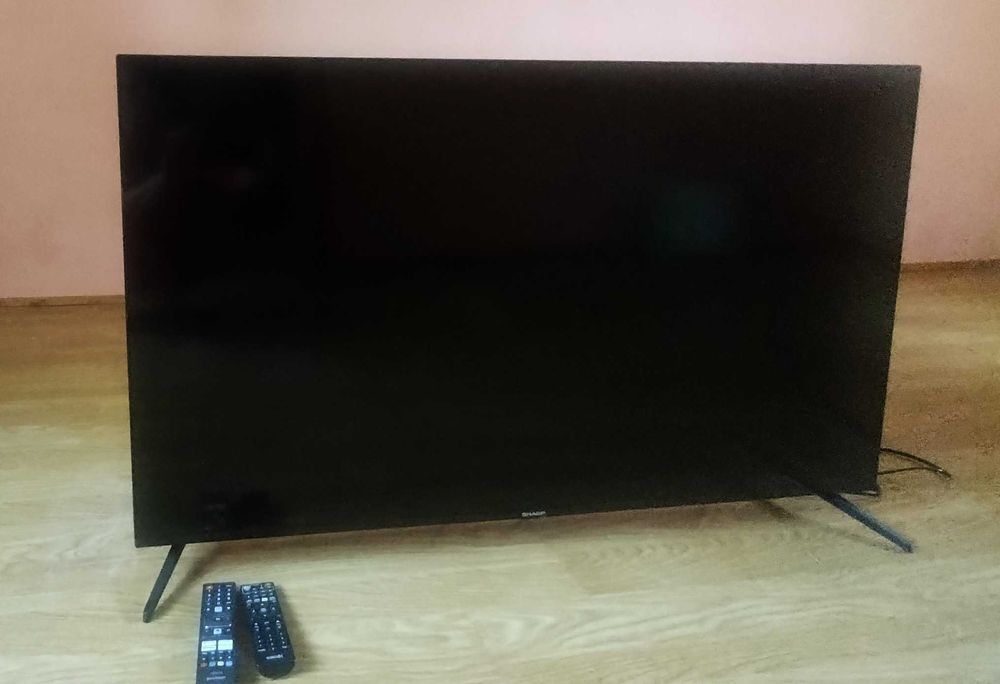 Telewizor Sharp 47 c