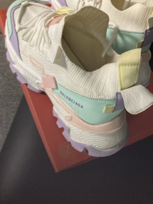 Buty sportowe damskie