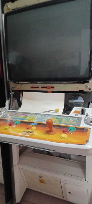 Arcade Sega NAOMI móvel para projecto
