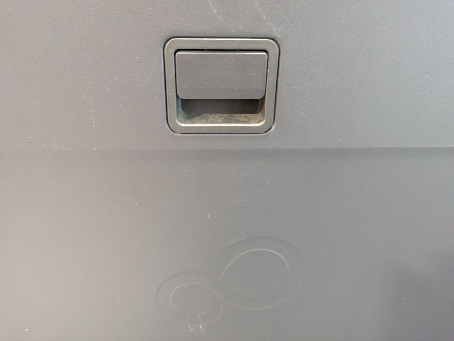 Fujitsu Tower PC Case433442947146731524