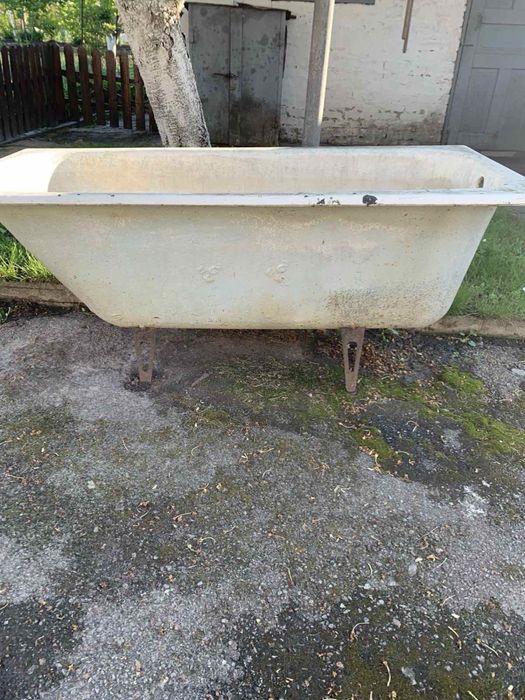 Продам ванну бу чугун