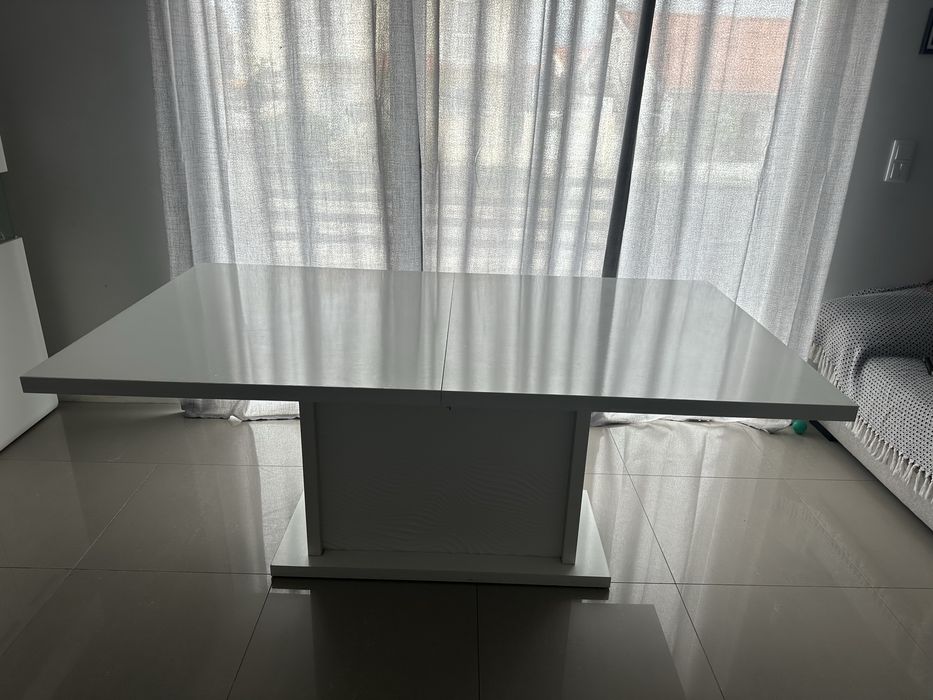 Mesa branca extensivel