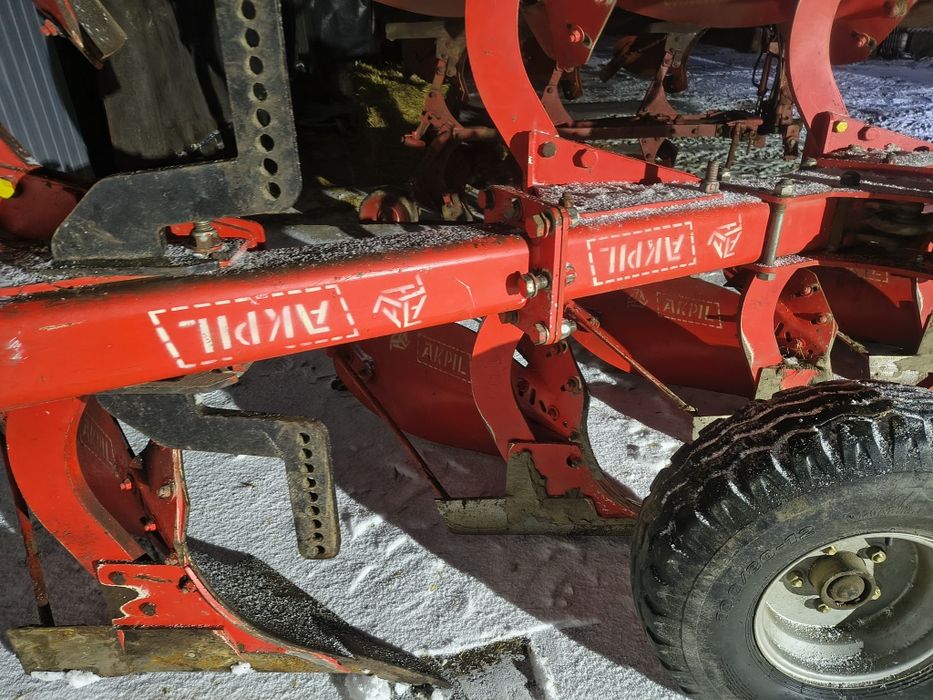 Akpil KM 80 .3+1 .  Jak nowy !!!Pług  obrotowy. Lemken Kuhn. Huard .