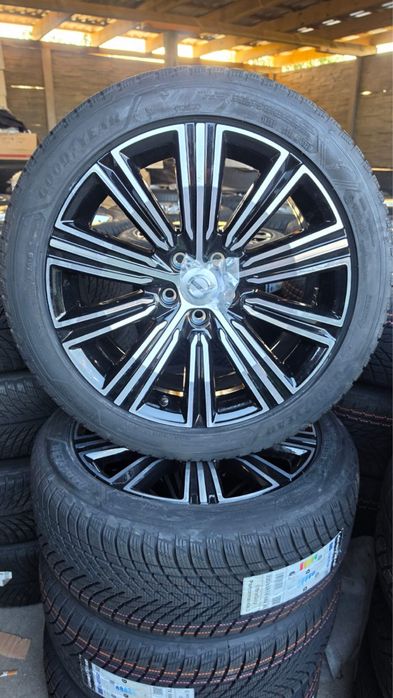 Nowe oryginalne felgi Volvo V60 S60 18 5x108 + Goodyear zima