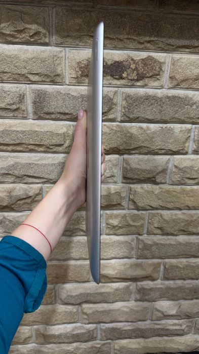 Продам iPad 4 (64GB, Cellular + Wi-Fi) — робочий, гарний стан