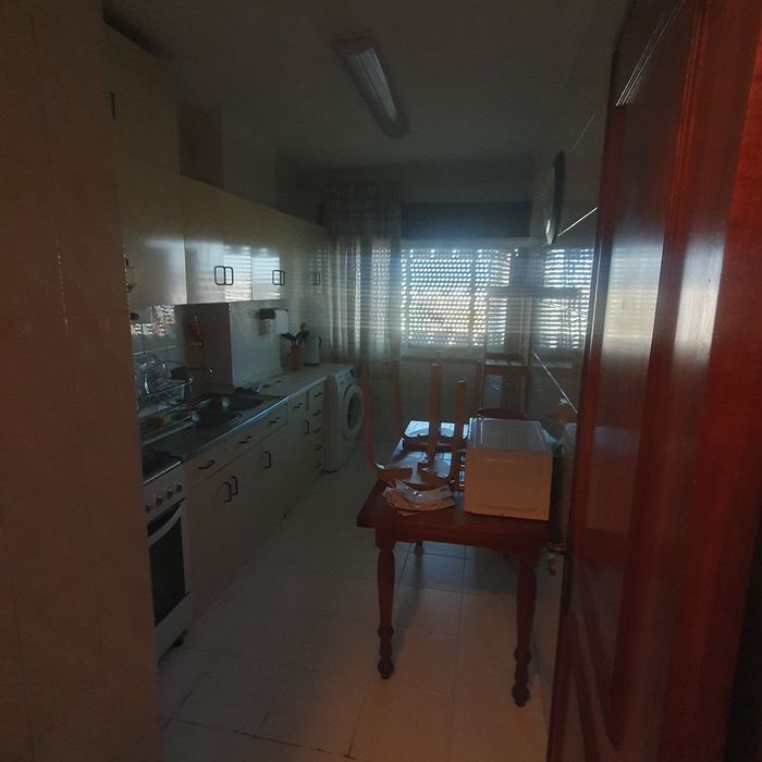 Apartamento T2 Junto ao Metro/Comboio