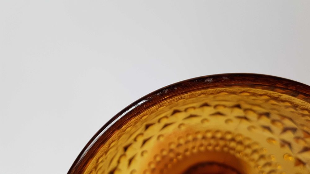 Cukiernica Romby i Guziczki (nr 3), Ząbkowice, kolorowe szkło PRL