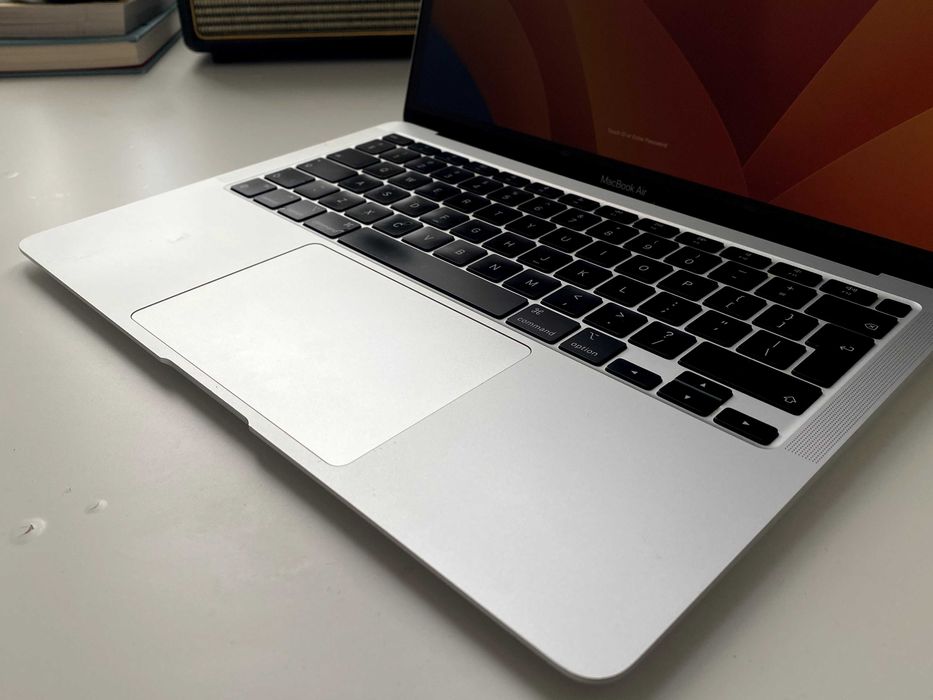 Macbook Air M1 13,3" 8/256 Silver