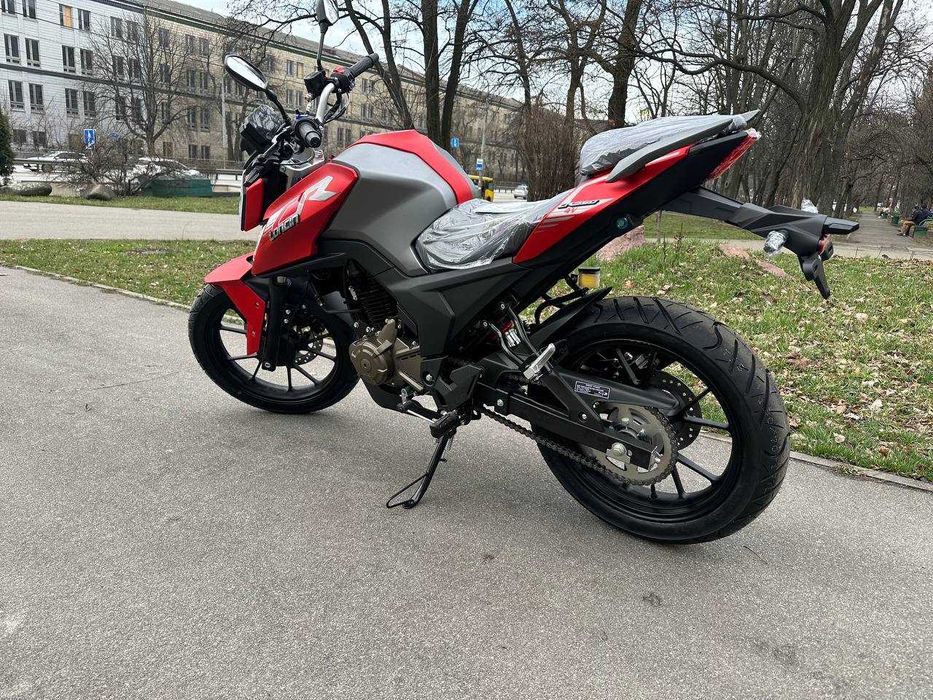 Мотоцикл Loncin CR250 4V NEW 171 YMM 24 к.с.
