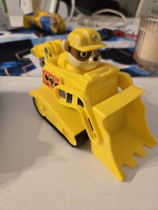 Psi patrol pojazdy z figurkami 5szt cena za całość!!!