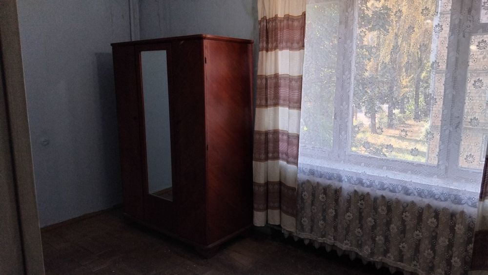 Продам 2-х кімнатну квартиру . Проспект Відрадний 22