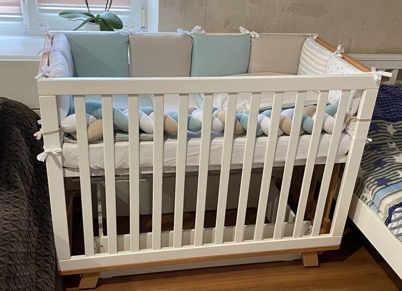 Ліжечко дитяче Верес Maнхеттен з матрасиком бортики