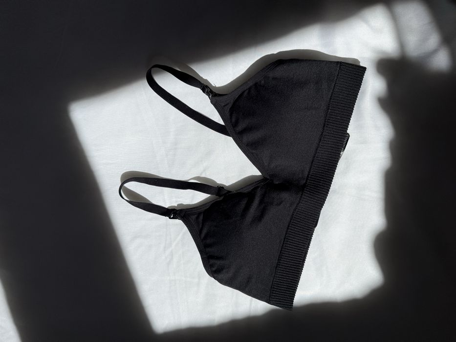 Czarny biustonosz do karmienia  Marka H&M mama rozmiar M  Regulowane ramiączka