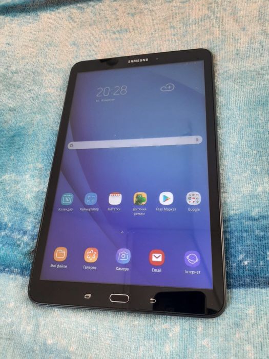 Планшет великий Samsung Galaxy Tab A 10.1 SM-T580 32GB