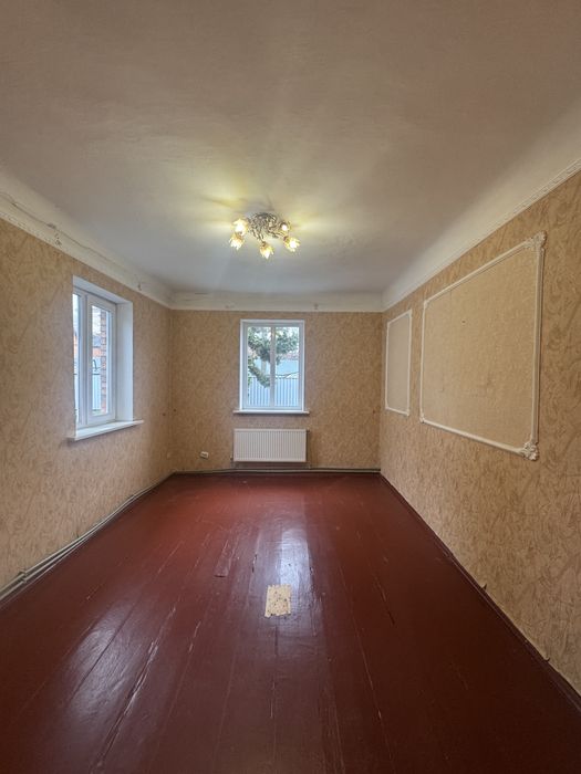 Продаж будинку в місті Хмельницькому!