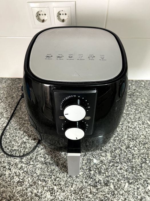 Air Fryer com capacidade de 6 litros