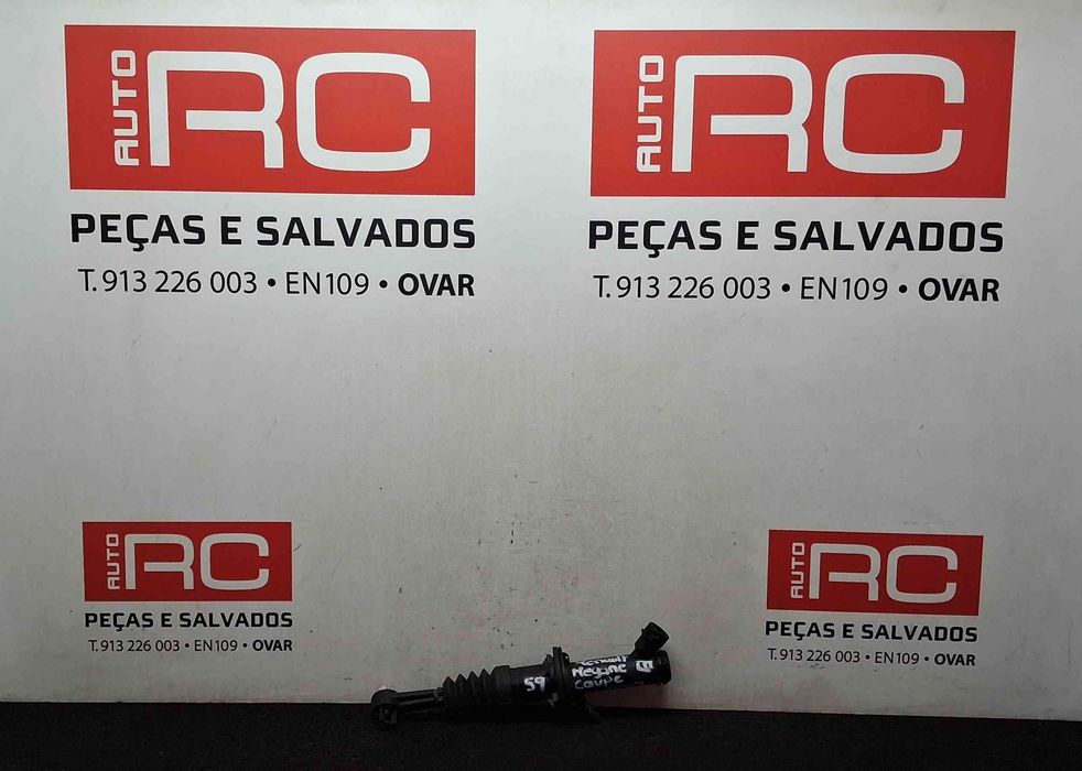 Bomba Principal da Embraiagem 306109084R - RENAULT MEGANE III Coupé