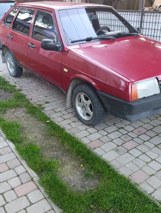 Продам ваз 2109.