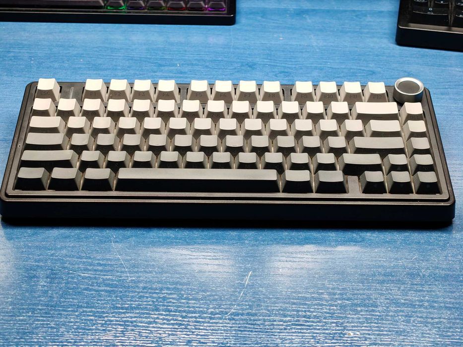 AULA F75 (EPOMAKER) - mechaniczna klawiatura dla graczy