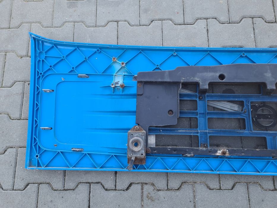 Maska Atrapa Grill oryginał Volvo FM 9 12 13