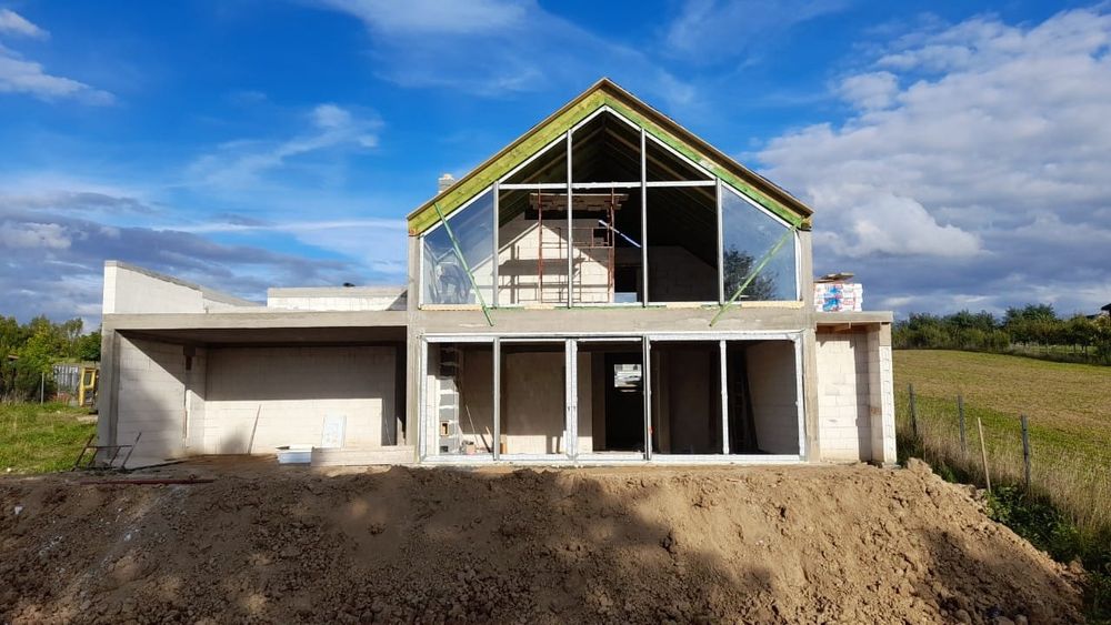 budowa domów pod klucz remonty adaptacje elewacje dachy ogrody koparka