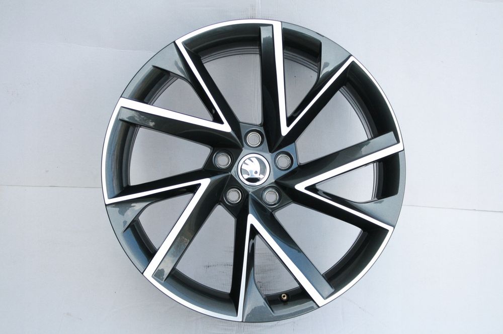nowa felga skoda karoq vega 19 x 8 et45 oe 57a601025r oryginalna