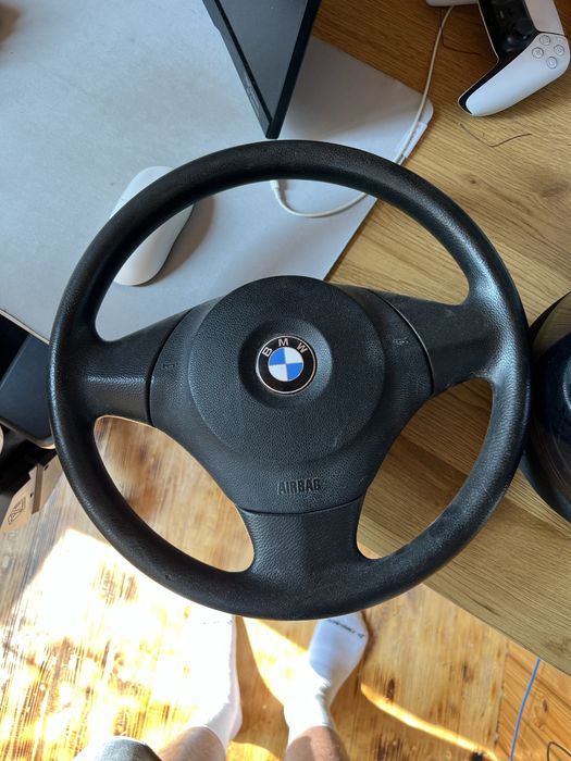 Руль BMW E87 ( E90 E91 E92 E93 E81 E82 E84 E88 )