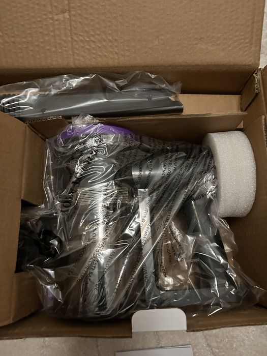 Aspirador vertical novo