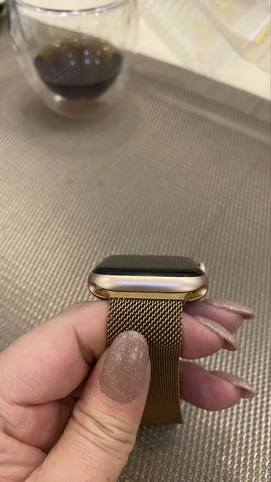 Apple Watch S5 44mm gold