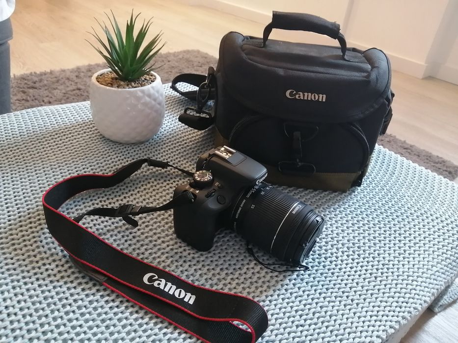 Camera in IRREPROACHABLE condition64551351229315121