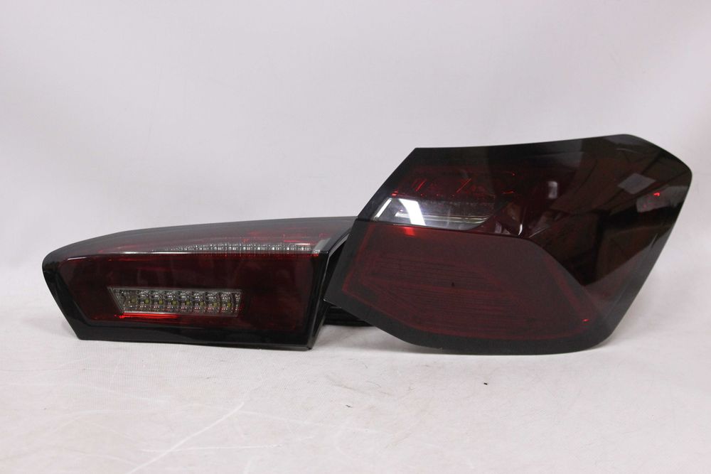 Lampy światła tył tylne FORD FOCUS mk4 IV 18-21 HB FUL LED RED SMOKE