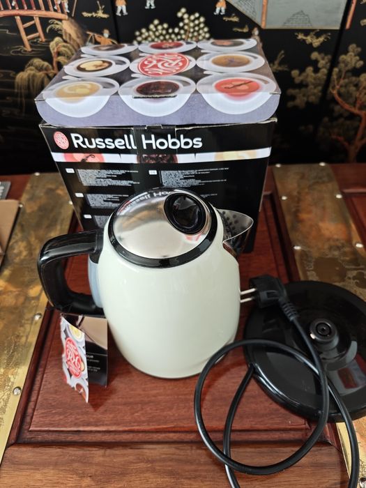 Chaleira Elétrica Russell Hobbs Colours Plus+ Mini Kettle (Creme / Novo)