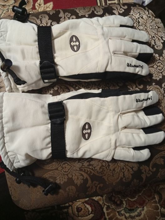 Продам рукавиці лижні