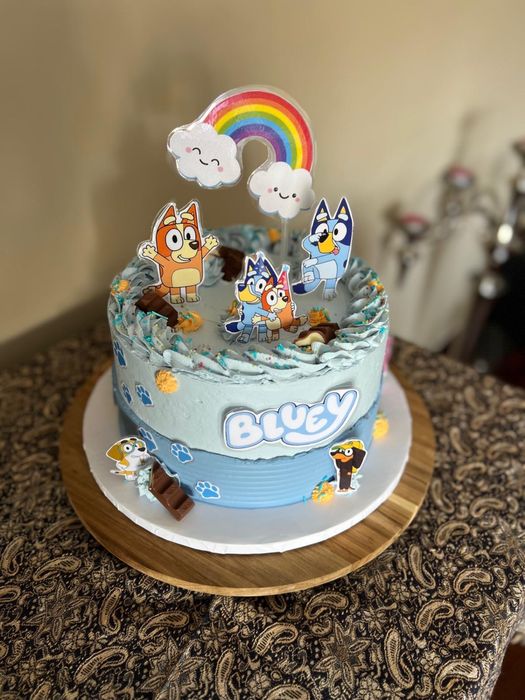 Bolos aniversario, casamento, batizados, salgados