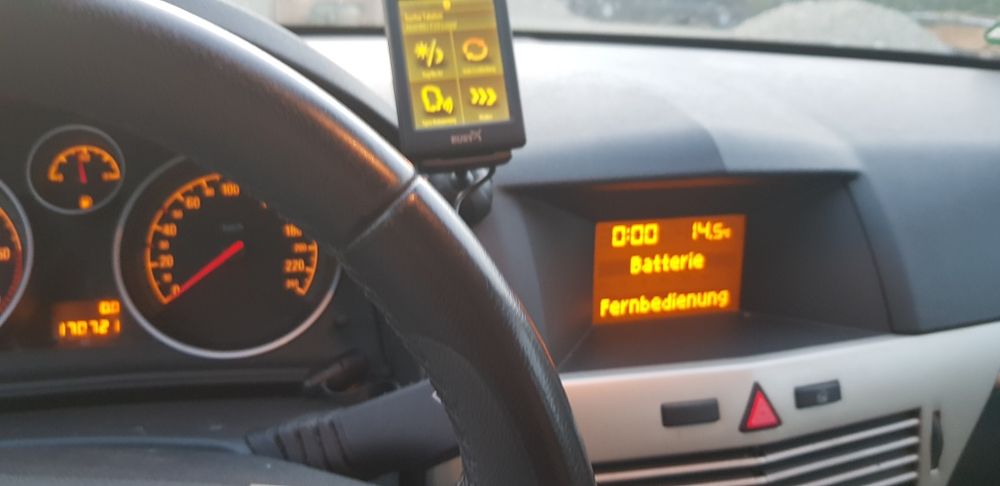 Silnik 1.9 CDTI Opel Astra H combi,  Z-157 całość na części