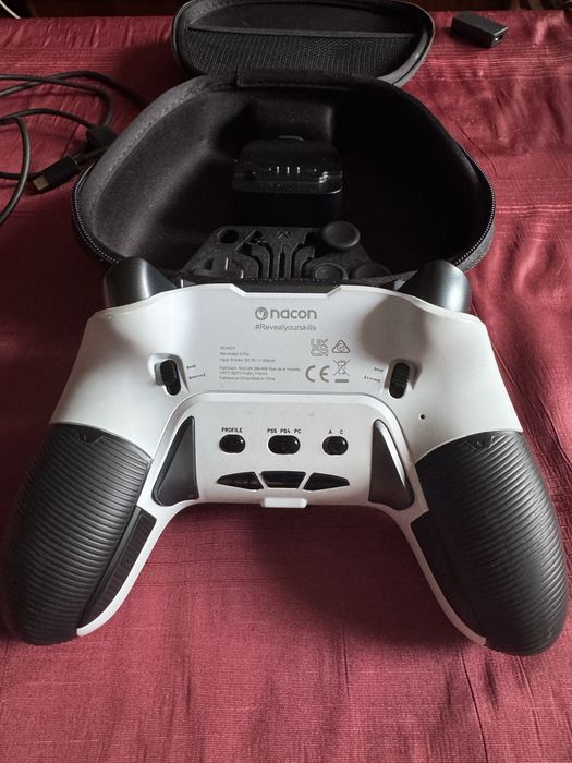 Геймпад Nacon Revolution 5 Pro White