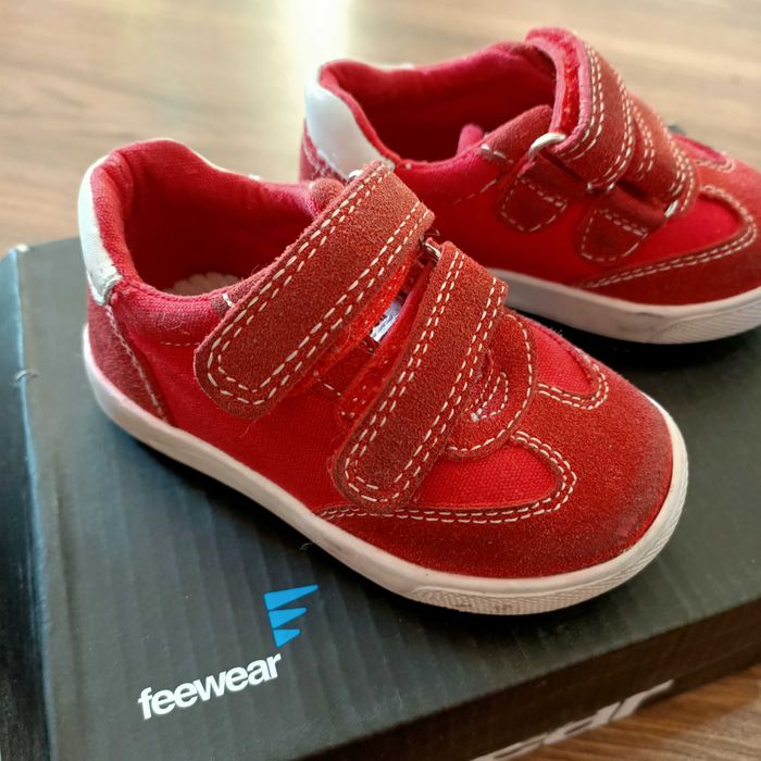 Buty czerwone rozmiar 22,