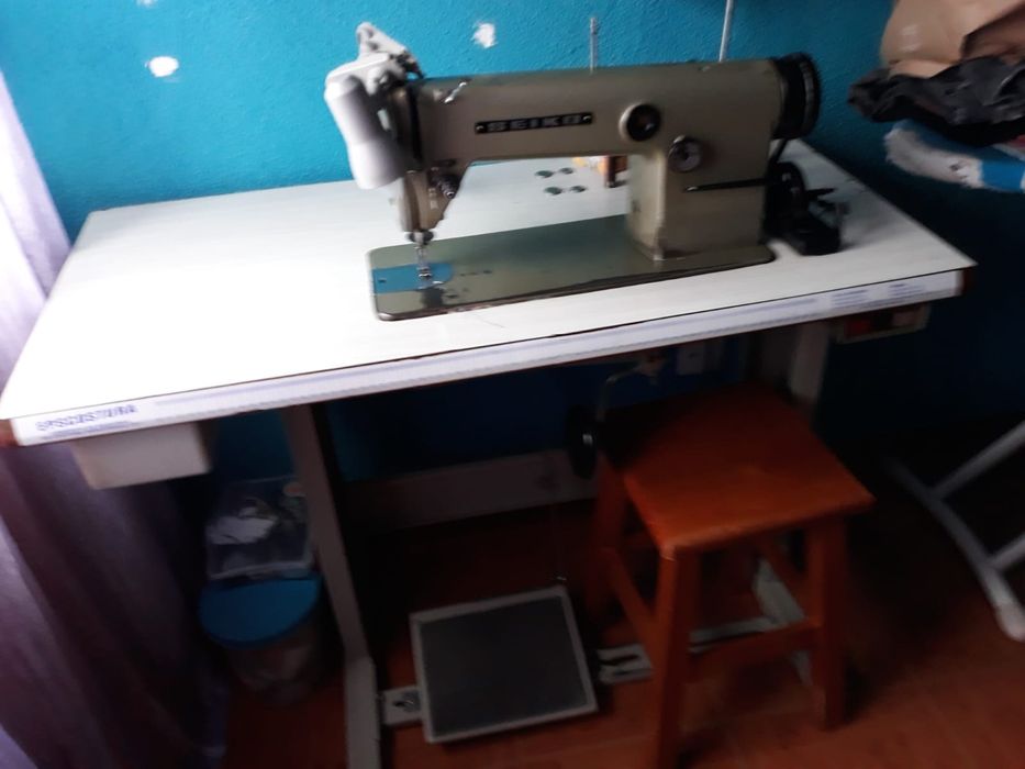 Máquina industrial de ponto