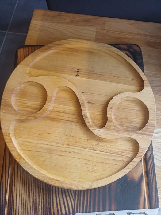 Дощечки дерев'яні для подачі страв.