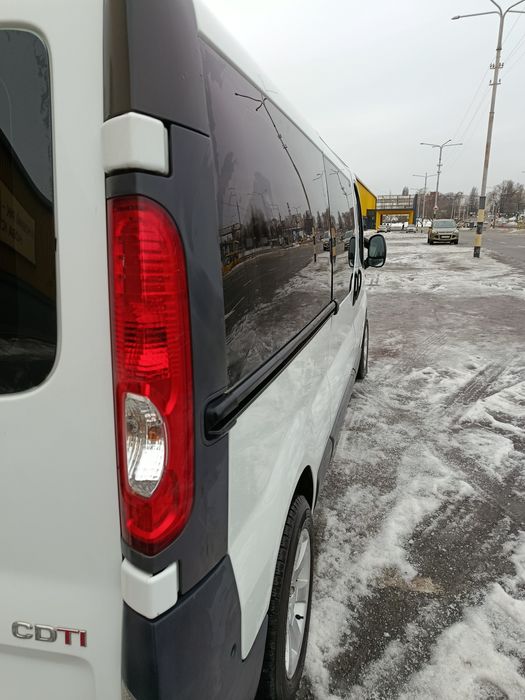 Продам Опель Віваро