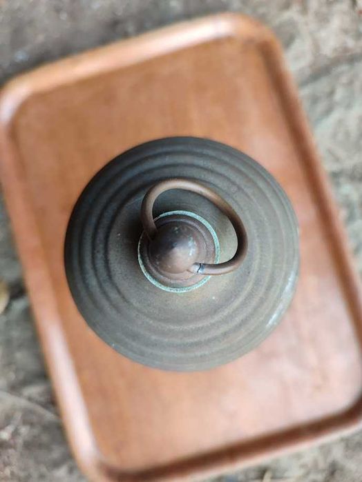 Botija Antiga em Cobre – Ideal para Decoração ou Uso Térmico
 antiga e