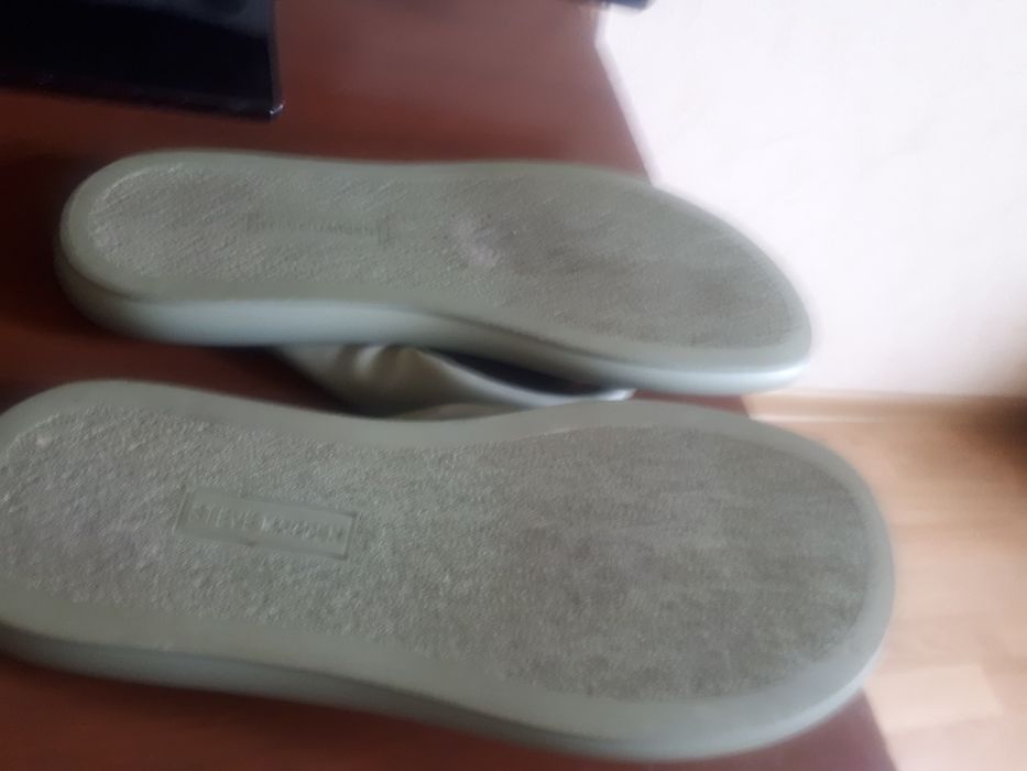 Шлепанцы, панталеты Steve  Madden новое состояние