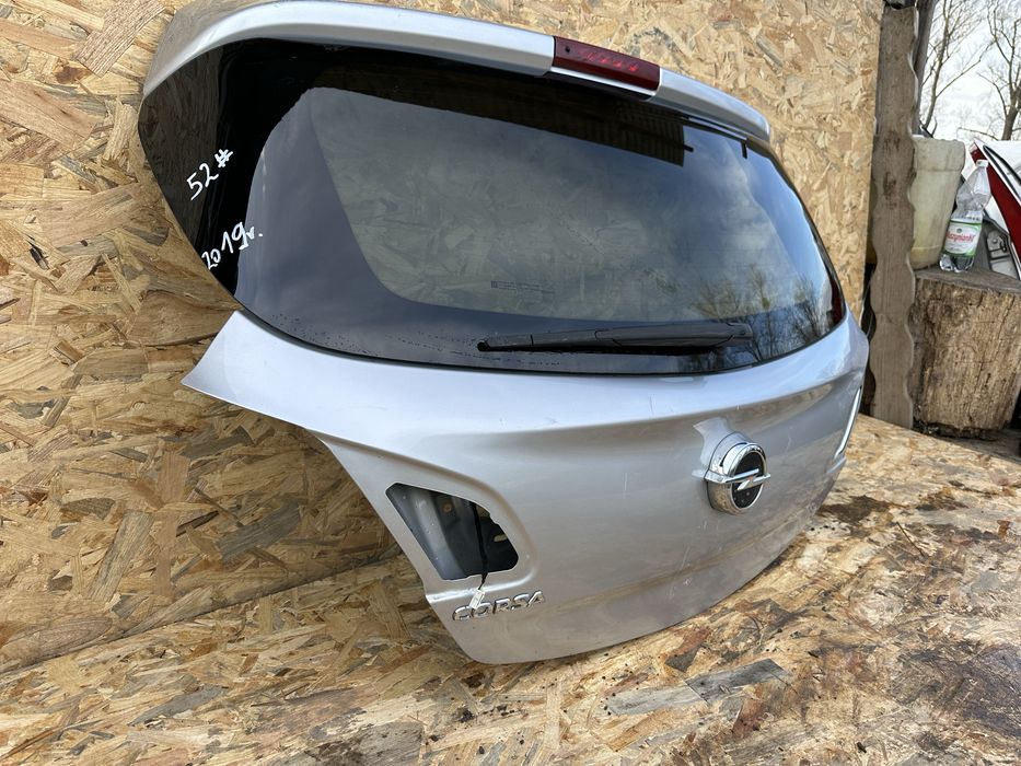 Opel corsa E 19r 5d klapa bagaznika kompletna