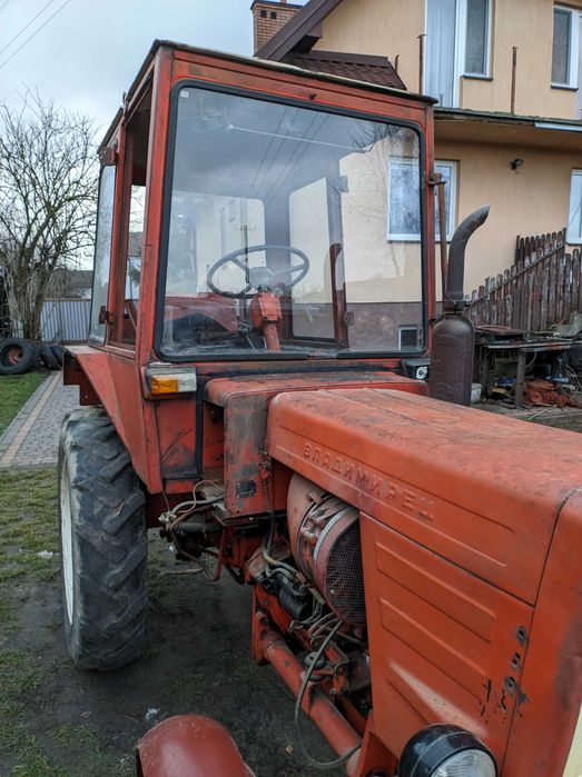 Ciagnik WŁADIMIREC T 25 czesci podzespoły na części