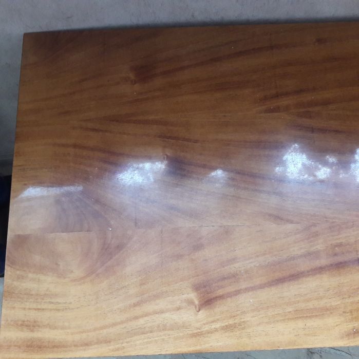 Продам журнальный столик.