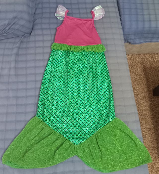 Fato brilante da Ariel