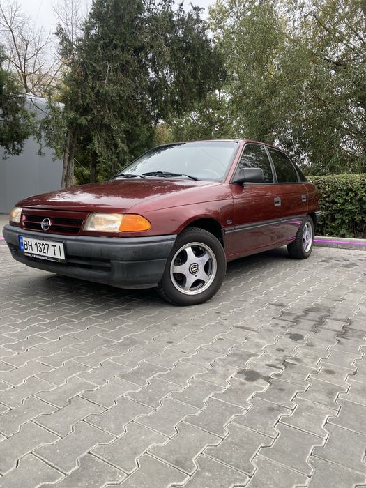 Продам opel astra