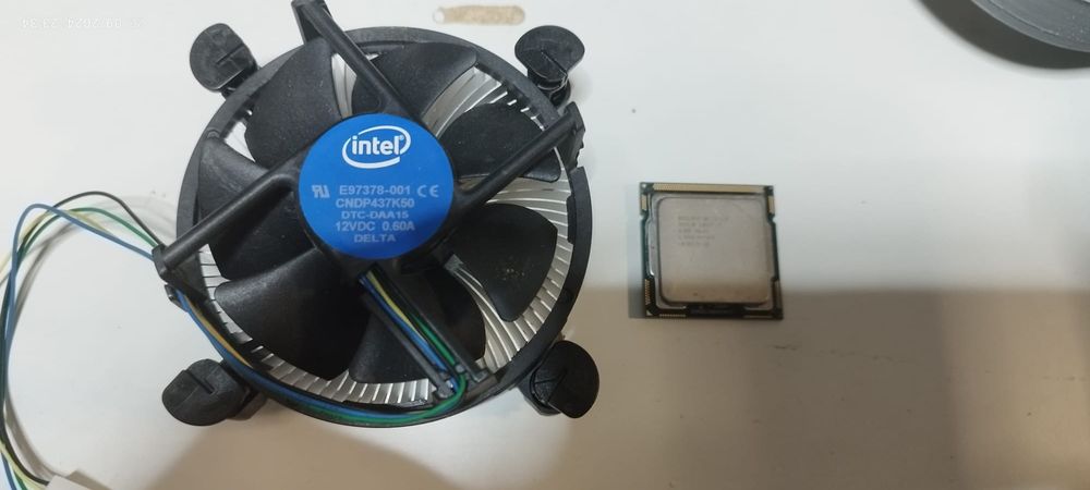 CPU Intel Core i5 768 2.8GHz